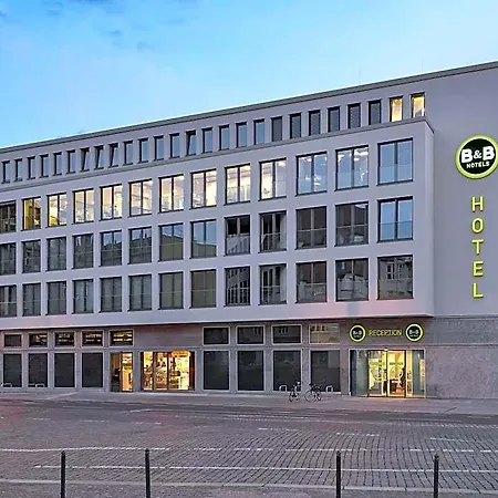Отель Halle