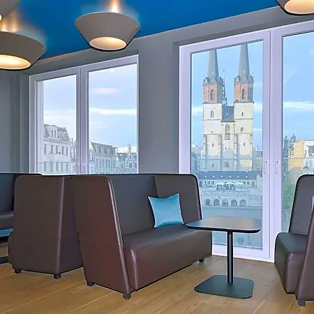 Halle Отель 3*